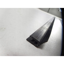 Uszczelka szyby drzwi FORD KA 1041758 97KGB20563