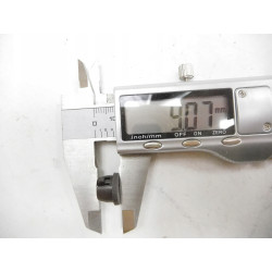 SPINKA UCHWYT DRZWI FIAT UNO 89-95 182022170