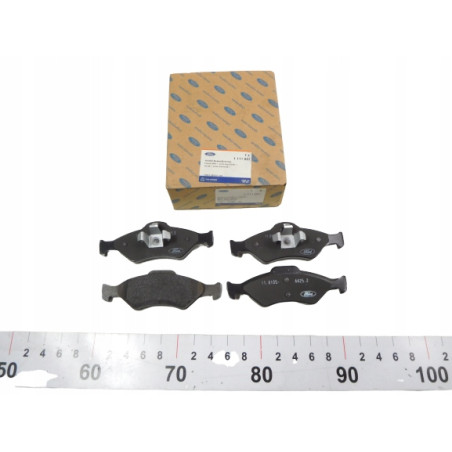 KLOCKI HAMULCOWE PRZÓD FORD FIESTA KA 1111857