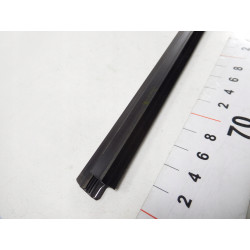 Listwa zgarniająca drzwi przód FORD FIESTA 1098787