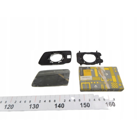 Wkład prawego lusterka wstecz. Renault 7701367877