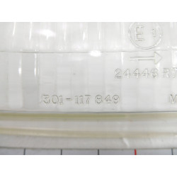 KLOSZ LAMPY AUDI 100 C2 301-117849 HELLA