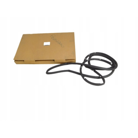Uszczelka prawych drzwi Fiesta/Fusion (CBK)1349778