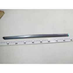 Listwa ozdobna zewnętrzna MAZDA LE44-50-682-01