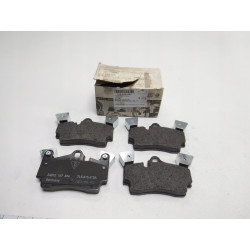 Zestaw klocków hamulcowych przód AUDI VW 7L5698451