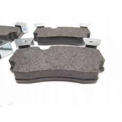 Zestaw klocków hamulcowych przód AUDI VW 7L5698451