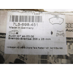 Zestaw klocków hamulcowych przód AUDI VW 7L5698451