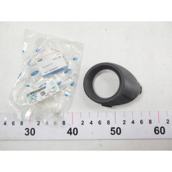 Ramka halogenu prawa FORD FIESTA VI 1531739