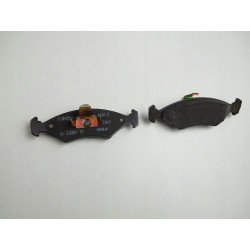 KLOCKI HAMULCOWE FORD FIESTA 96-03 1064763 ORYGINA