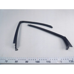 Nakładka uszczelka drzwi RENAULT SCENIC 7701475031