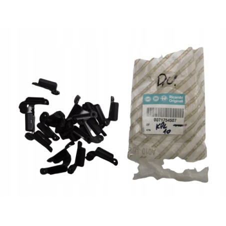 Korek drzwi strona prawa FIAT PUNTO 71754507 x1