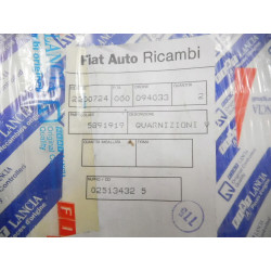 ZESTAW USZCZELEK GŁOWICY FIAT 500 F/L 5891919