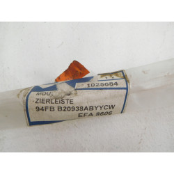 Listwa czarna drzwi zewnętrzne FORD FIESTA 1025684