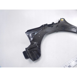 Błotnik wewnętrzny prawy przód RENAULT 7751474947