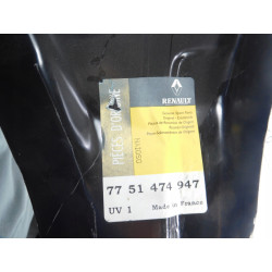Błotnik wewnętrzny prawy przód RENAULT 7751474947