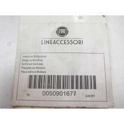 Listwa ozdobna błotnik tył para FIAT 500 50901677