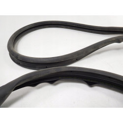 USZCZELKA DRZWI PRAWY PRZÓD FIAT MULTIPLA 98-10