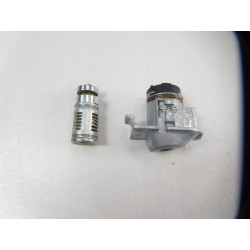 ZAMEK STACYJKI VOLVO C30 S40 V50 30784965 30753608