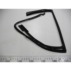 LISTWY DRZWI PRAWY TYŁ VW PASSAT 04- 3B9839432T