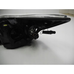 LAMPA PRZEDNIA PRAWA FORD FOCUS II 1.6 1679632
