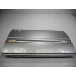 DRZWI PRAWY PRZÓD AUDI 100 AUDI V8 443831052