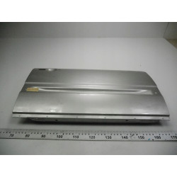 DRZWI PRAWY PRZÓD AUDI 100 AUDI V8 443831052