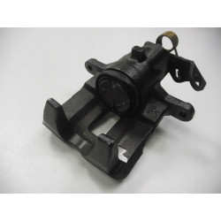 ZACISK HAMULCOWY PRAWY TYŁ TRAFIC II 7701056165