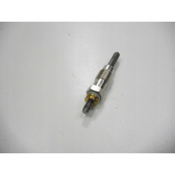 ŚWIECA ŻAROWA RENAULT 19 1.9D 18 2.1D 7700741144