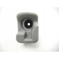 UCHWYT PÓŁKI TYLNEJ PRAWY MITSUBISHI MB960826