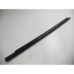 Listwa drzwi prawy tył AUDI A6 1997-2004 4B5853764