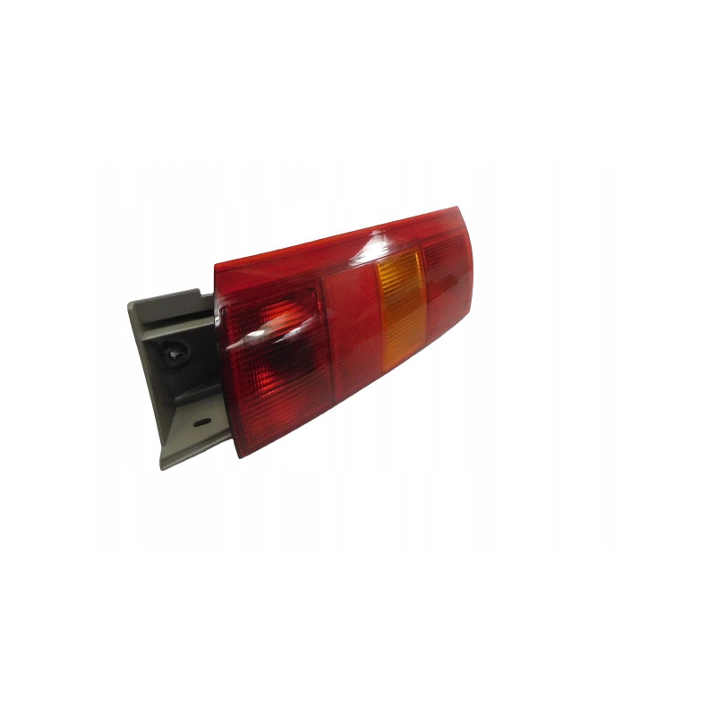 LAMPA TYLNA LEWA RENAULT SUPER 5 7701030761