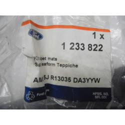 2X DYWANIKI WELUROWE TYŁ FORD FOCUS MK2 1233822