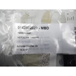 USZCZELKA LAMPY TYLNEJ MERCEDES W166 A1668260691