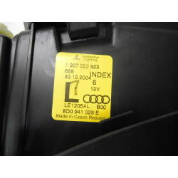 Reflektor lewy AUDI A4 96-01 8D0941029E