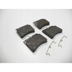 Klocki hamulcowe VW TRANSPORTER T4 701698151H