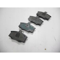 Klocki hamulcowe przód AUDI 80 90 COUPE 855698151B