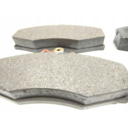 KLOCKI HAMULCOWE PRZÓD FORD SIERRA 1.3 1.6 5018981