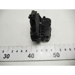 ZAMEK DRZWI LEWY PRZÓD FOCUS III KUGA II 1750433