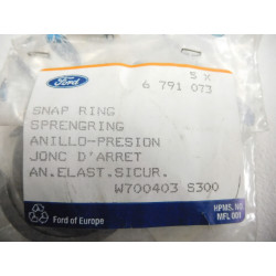 PIERŚCIEŃ ZABEZPIECZAJĄCY WAŁ FORD FOCUS 08-11