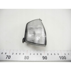 KIERUNKOWSKAZ LEWY PRZÓD TOYOTA CARINA II