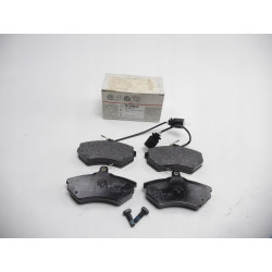 Klocki hamulcowe oś przednia VAG 357698151F