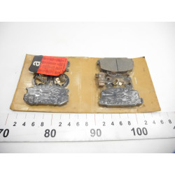 KLOCKI HAMULCOWE TOYOTA CARINA 81-86/ CE