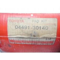 KLOCKI HAMULCOWE TOYOTA CROWN 04491-30140