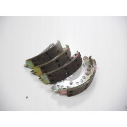 Szczęki hamulcowe IBIZA FABIA GOLF POLO 6E0698525