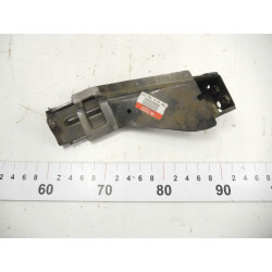 Wspornik belki pasa przedniego Alfa 147 60693953