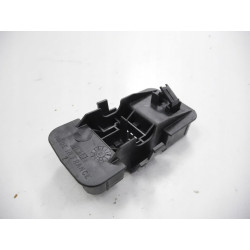 MOCOWANIE LAMPKI STOPU RENAULT R21 7701034283