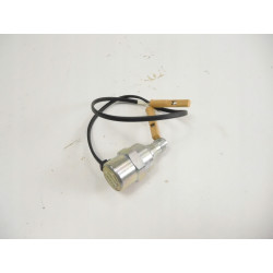 Wtryskiwacz RENAULT CLIO II KANGOO 7701045145