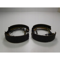 Zestaw szczęk hamulcowych ARENA TRAFIC 7701205916