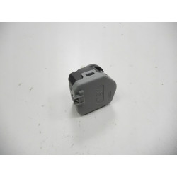 SILNICZEK REFLEKTORÓW AUDI A6 2001 4B0941295B