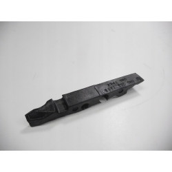 Uszczelka maski silnika AUDI A8 S8 4H0823733B